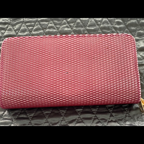 Beautiful Pink Embellished wallet! - Picture 3 of 4
